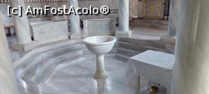 [P14] Baptisteriul Sfintei Lidia - cristelnița » foto by Carmen Ion
 - 
<span class="allrVoted glyphicon glyphicon-heart hidden" id="av1337085"></span>
<a class="m-l-10 hidden" id="sv1337085" onclick="voting_Foto_DelVot(,1337085,26607)" role="button">șterge vot <span class="glyphicon glyphicon-remove"></span></a>
<a id="v91337085" class=" c-red"  onclick="voting_Foto_SetVot(1337085)" role="button"><span class="glyphicon glyphicon-heart-empty"></span> <b>LIKE</b> = Votează poza</a> <img class="hidden"  id="f1337085W9" src="/imagini/loader.gif" border="0" /><span class="AjErrMes hidden" id="e1337085ErM"></span>