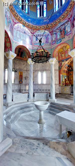 [P15] Baptisteriul Sfintei Lidia - interiorul » foto by Carmen Ion
 - 
<span class="allrVoted glyphicon glyphicon-heart hidden" id="av1337086"></span>
<a class="m-l-10 hidden" id="sv1337086" onclick="voting_Foto_DelVot(,1337086,26607)" role="button">șterge vot <span class="glyphicon glyphicon-remove"></span></a>
<a id="v91337086" class=" c-red"  onclick="voting_Foto_SetVot(1337086)" role="button"><span class="glyphicon glyphicon-heart-empty"></span> <b>LIKE</b> = Votează poza</a> <img class="hidden"  id="f1337086W9" src="/imagini/loader.gif" border="0" /><span class="AjErrMes hidden" id="e1337086ErM"></span>