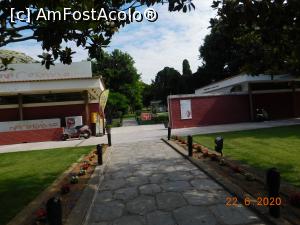 [P44] În incinta sitului antic Filippi, imediat ce am trecut de poartă » foto by irinad
 - 
<span class="allrVoted glyphicon glyphicon-heart hidden" id="av1194919"></span>
<a class="m-l-10 hidden" id="sv1194919" onclick="voting_Foto_DelVot(,1194919,26607)" role="button">șterge vot <span class="glyphicon glyphicon-remove"></span></a>
<a id="v91194919" class=" c-red"  onclick="voting_Foto_SetVot(1194919)" role="button"><span class="glyphicon glyphicon-heart-empty"></span> <b>LIKE</b> = Votează poza</a> <img class="hidden"  id="f1194919W9" src="/imagini/loader.gif" border="0" /><span class="AjErrMes hidden" id="e1194919ErM"></span>