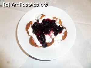 [P17] Papanași, mmmmm  ! » foto by Safta Radu
 - 
<span class="allrVoted glyphicon glyphicon-heart hidden" id="av1200301"></span>
<a class="m-l-10 hidden" id="sv1200301" onclick="voting_Foto_DelVot(,1200301,26635)" role="button">șterge vot <span class="glyphicon glyphicon-remove"></span></a>
<a id="v91200301" class=" c-red"  onclick="voting_Foto_SetVot(1200301)" role="button"><span class="glyphicon glyphicon-heart-empty"></span> <b>LIKE</b> = Votează poza</a> <img class="hidden"  id="f1200301W9" src="/imagini/loader.gif" border="0" /><span class="AjErrMes hidden" id="e1200301ErM"></span>
