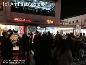 [P14] Sâmbăta seara era foarte aglomerat la restaurante. Mulți neavând masă.. » foto by M'Liviu
 - 
<span class="allrVoted glyphicon glyphicon-heart hidden" id="av1270034"></span>
<a class="m-l-10 hidden" id="sv1270034" onclick="voting_Foto_DelVot(,1270034,26677)" role="button">șterge vot <span class="glyphicon glyphicon-remove"></span></a>
<a id="v91270034" class=" c-red"  onclick="voting_Foto_SetVot(1270034)" role="button"><span class="glyphicon glyphicon-heart-empty"></span> <b>LIKE</b> = Votează poza</a> <img class="hidden"  id="f1270034W9" src="/imagini/loader.gif" border="0" /><span class="AjErrMes hidden" id="e1270034ErM"></span>