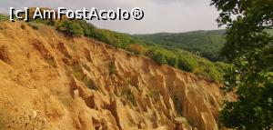 [P16] Prima secțiune de piramide de pământ de la Stob. » foto by Aurici
 - 
<span class="allrVoted glyphicon glyphicon-heart hidden" id="av1213082"></span>
<a class="m-l-10 hidden" id="sv1213082" onclick="voting_Foto_DelVot(,1213082,26710)" role="button">șterge vot <span class="glyphicon glyphicon-remove"></span></a>
<a id="v91213082" class=" c-red"  onclick="voting_Foto_SetVot(1213082)" role="button"><span class="glyphicon glyphicon-heart-empty"></span> <b>LIKE</b> = Votează poza</a> <img class="hidden"  id="f1213082W9" src="/imagini/loader.gif" border="0" /><span class="AjErrMes hidden" id="e1213082ErM"></span>