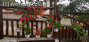 [P38] Restaurantul Stobi din Stob, curtea interioară. » foto by Aurici
 - 
<span class="allrVoted glyphicon glyphicon-heart hidden" id="av1213104"></span>
<a class="m-l-10 hidden" id="sv1213104" onclick="voting_Foto_DelVot(,1213104,26710)" role="button">șterge vot <span class="glyphicon glyphicon-remove"></span></a>
<a id="v91213104" class=" c-red"  onclick="voting_Foto_SetVot(1213104)" role="button"><span class="glyphicon glyphicon-heart-empty"></span> <b>LIKE</b> = Votează poza</a> <img class="hidden"  id="f1213104W9" src="/imagini/loader.gif" border="0" /><span class="AjErrMes hidden" id="e1213104ErM"></span>