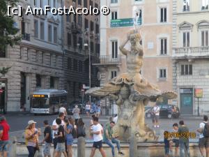 [P09] Piazza Barberini - Fontana del Tritone » foto by adso
 - 
<span class="allrVoted glyphicon glyphicon-heart hidden" id="av1229191"></span>
<a class="m-l-10 hidden" id="sv1229191" onclick="voting_Foto_DelVot(,1229191,26854)" role="button">șterge vot <span class="glyphicon glyphicon-remove"></span></a>
<a id="v91229191" class=" c-red"  onclick="voting_Foto_SetVot(1229191)" role="button"><span class="glyphicon glyphicon-heart-empty"></span> <b>LIKE</b> = Votează poza</a> <img class="hidden"  id="f1229191W9" src="/imagini/loader.gif" border="0" /><span class="AjErrMes hidden" id="e1229191ErM"></span>