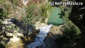 [P28] Cascada Hotnitsa - Kaya Bunar / Locul din care se formează minunata cascadă...  » foto by bog68
 - 
<span class="allrVoted glyphicon glyphicon-heart hidden" id="av366357"></span>
<a class="m-l-10 hidden" id="sv366357" onclick="voting_Foto_DelVot(,366357,26861)" role="button">șterge vot <span class="glyphicon glyphicon-remove"></span></a>
<a id="v9366357" class=" c-red"  onclick="voting_Foto_SetVot(366357)" role="button"><span class="glyphicon glyphicon-heart-empty"></span> <b>LIKE</b> = Votează poza</a> <img class="hidden"  id="f366357W9" src="/imagini/loader.gif" border="0" /><span class="AjErrMes hidden" id="e366357ErM"></span>