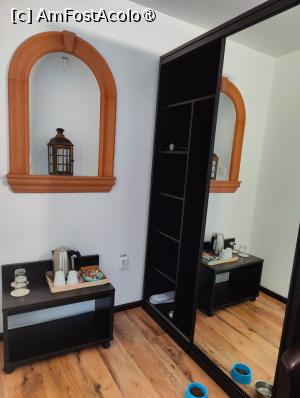 [P09] Hanul Fullton; camera » foto by crismis
 - 
<span class="allrVoted glyphicon glyphicon-heart hidden" id="av1395427"></span>
<a class="m-l-10 hidden" id="sv1395427" onclick="voting_Foto_DelVot(,1395427,26865)" role="button">șterge vot <span class="glyphicon glyphicon-remove"></span></a>
<a id="v91395427" class=" c-red"  onclick="voting_Foto_SetVot(1395427)" role="button"><span class="glyphicon glyphicon-heart-empty"></span> <b>LIKE</b> = Votează poza</a> <img class="hidden"  id="f1395427W9" src="/imagini/loader.gif" border="0" /><span class="AjErrMes hidden" id="e1395427ErM"></span>