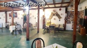 [P49] Taverna Stavros - interiorul cu iz rustic » foto by Carmen Ion
 - 
<span class="allrVoted glyphicon glyphicon-heart hidden" id="av1236936"></span>
<a class="m-l-10 hidden" id="sv1236936" onclick="voting_Foto_DelVot(,1236936,26916)" role="button">șterge vot <span class="glyphicon glyphicon-remove"></span></a>
<a id="v91236936" class=" c-red"  onclick="voting_Foto_SetVot(1236936)" role="button"><span class="glyphicon glyphicon-heart-empty"></span> <b>LIKE</b> = Votează poza</a> <img class="hidden"  id="f1236936W9" src="/imagini/loader.gif" border="0" /><span class="AjErrMes hidden" id="e1236936ErM"></span>
