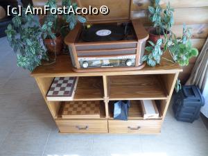 [P14] Un radio retro, șah, table, rummy. » foto by Safta Radu
 - 
<span class="allrVoted glyphicon glyphicon-heart hidden" id="av1253318"></span>
<a class="m-l-10 hidden" id="sv1253318" onclick="voting_Foto_DelVot(,1253318,27066)" role="button">șterge vot <span class="glyphicon glyphicon-remove"></span></a>
<a id="v91253318" class=" c-red"  onclick="voting_Foto_SetVot(1253318)" role="button"><span class="glyphicon glyphicon-heart-empty"></span> <b>LIKE</b> = Votează poza</a> <img class="hidden"  id="f1253318W9" src="/imagini/loader.gif" border="0" /><span class="AjErrMes hidden" id="e1253318ErM"></span>