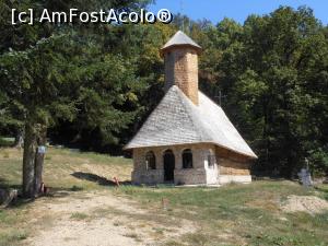 [P16] Muzeul memorial Nicolae Balcescu - Biserica de lemn de la Galtofani. » foto by iulianic
 - 
<span class="allrVoted glyphicon glyphicon-heart hidden" id="av1258707"></span>
<a class="m-l-10 hidden" id="sv1258707" onclick="voting_Foto_DelVot(,1258707,27113)" role="button">șterge vot <span class="glyphicon glyphicon-remove"></span></a>
<a id="v91258707" class=" c-red"  onclick="voting_Foto_SetVot(1258707)" role="button"><span class="glyphicon glyphicon-heart-empty"></span> <b>LIKE</b> = Votează poza</a> <img class="hidden"  id="f1258707W9" src="/imagini/loader.gif" border="0" /><span class="AjErrMes hidden" id="e1258707ErM"></span>