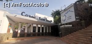 [P08] Intrarea în peșteră. » foto by Aurici
 - 
<span class="allrVoted glyphicon glyphicon-heart hidden" id="av1265267"></span>
<a class="m-l-10 hidden" id="sv1265267" onclick="voting_Foto_DelVot(,1265267,27180)" role="button">șterge vot <span class="glyphicon glyphicon-remove"></span></a>
<a id="v91265267" class=" c-red"  onclick="voting_Foto_SetVot(1265267)" role="button"><span class="glyphicon glyphicon-heart-empty"></span> <b>LIKE</b> = Votează poza</a> <img class="hidden"  id="f1265267W9" src="/imagini/loader.gif" border="0" /><span class="AjErrMes hidden" id="e1265267ErM"></span>