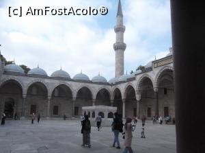 [P16] curtea interioara si un minaret cu doua balcoane » foto by adrianbogdan
 - 
<span class="allrVoted glyphicon glyphicon-heart hidden" id="av931358"></span>
<a class="m-l-10 hidden" id="sv931358" onclick="voting_Foto_DelVot(,931358,27233)" role="button">șterge vot <span class="glyphicon glyphicon-remove"></span></a>
<a id="v9931358" class=" c-red"  onclick="voting_Foto_SetVot(931358)" role="button"><span class="glyphicon glyphicon-heart-empty"></span> <b>LIKE</b> = Votează poza</a> <img class="hidden"  id="f931358W9" src="/imagini/loader.gif" border="0" /><span class="AjErrMes hidden" id="e931358ErM"></span>