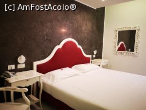 [P01] Hotel Blue Relais Maggiore; camera » foto by crismis
 - 
<span class="allrVoted glyphicon glyphicon-heart hidden" id="av1272754"></span>
<a class="m-l-10 hidden" id="sv1272754" onclick="voting_Foto_DelVot(,1272754,27248)" role="button">șterge vot <span class="glyphicon glyphicon-remove"></span></a>
<a id="v91272754" class=" c-red"  onclick="voting_Foto_SetVot(1272754)" role="button"><span class="glyphicon glyphicon-heart-empty"></span> <b>LIKE</b> = Votează poza</a> <img class="hidden"  id="f1272754W9" src="/imagini/loader.gif" border="0" /><span class="AjErrMes hidden" id="e1272754ErM"></span>