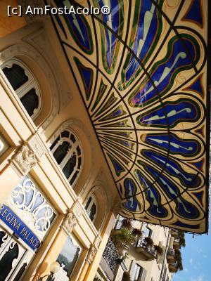 [P02] Hotel Regina Palace, intrarea din spate » foto by crismis
 - 
<span class="allrVoted glyphicon glyphicon-heart hidden" id="av1273621"></span>
<a class="m-l-10 hidden" id="sv1273621" onclick="voting_Foto_DelVot(,1273621,27260)" role="button">șterge vot <span class="glyphicon glyphicon-remove"></span></a>
<a id="v91273621" class=" c-red"  onclick="voting_Foto_SetVot(1273621)" role="button"><span class="glyphicon glyphicon-heart-empty"></span> <b>LIKE</b> = Votează poza</a> <img class="hidden"  id="f1273621W9" src="/imagini/loader.gif" border="0" /><span class="AjErrMes hidden" id="e1273621ErM"></span>