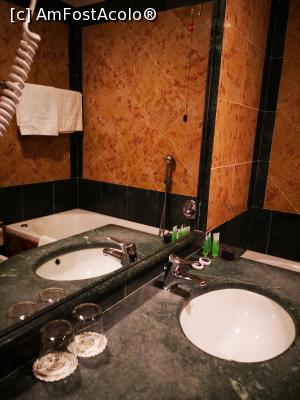 [P22] Camera noastră; baia » foto by crismis
 - 
<span class="allrVoted glyphicon glyphicon-heart hidden" id="av1273641"></span>
<a class="m-l-10 hidden" id="sv1273641" onclick="voting_Foto_DelVot(,1273641,27260)" role="button">șterge vot <span class="glyphicon glyphicon-remove"></span></a>
<a id="v91273641" class=" c-red"  onclick="voting_Foto_SetVot(1273641)" role="button"><span class="glyphicon glyphicon-heart-empty"></span> <b>LIKE</b> = Votează poza</a> <img class="hidden"  id="f1273641W9" src="/imagini/loader.gif" border="0" /><span class="AjErrMes hidden" id="e1273641ErM"></span>