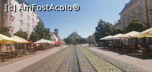 [P01] Pe Strada Mare din Košice, terasele sunt una lângă alta, și pe o parte și pe alta a bulevardului pietonal, așa că, ai de unde alege. » foto by Aurici
 - 
<span class="allrVoted glyphicon glyphicon-heart hidden" id="av1278255"></span>
<a class="m-l-10 hidden" id="sv1278255" onclick="voting_Foto_DelVot(,1278255,27308)" role="button">șterge vot <span class="glyphicon glyphicon-remove"></span></a>
<a id="v91278255" class=" c-red"  onclick="voting_Foto_SetVot(1278255)" role="button"><span class="glyphicon glyphicon-heart-empty"></span> <b>LIKE</b> = Votează poza</a> <img class="hidden"  id="f1278255W9" src="/imagini/loader.gif" border="0" /><span class="AjErrMes hidden" id="e1278255ErM"></span>