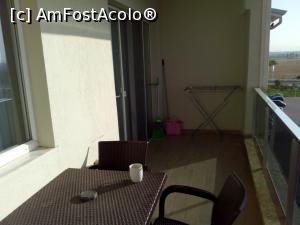 [P32] Cafeaua servita pe balcon » foto by Yoda
 - 
<span class="allrVoted glyphicon glyphicon-heart hidden" id="av1279682"></span>
<a class="m-l-10 hidden" id="sv1279682" onclick="voting_Foto_DelVot(,1279682,27331)" role="button">șterge vot <span class="glyphicon glyphicon-remove"></span></a>
<a id="v91279682" class=" c-red"  onclick="voting_Foto_SetVot(1279682)" role="button"><span class="glyphicon glyphicon-heart-empty"></span> <b>LIKE</b> = Votează poza</a> <img class="hidden"  id="f1279682W9" src="/imagini/loader.gif" border="0" /><span class="AjErrMes hidden" id="e1279682ErM"></span>