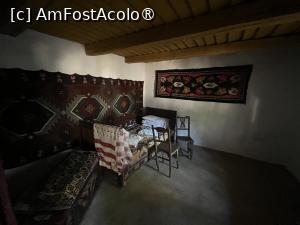 [P15] Casa din Călimănești. Interior » foto by Yersinia Pestis
 - 
<span class="allrVoted glyphicon glyphicon-heart hidden" id="av1501049"></span>
<a class="m-l-10 hidden" id="sv1501049" onclick="voting_Foto_DelVot(,1501049,27334)" role="button">șterge vot <span class="glyphicon glyphicon-remove"></span></a>
<a id="v91501049" class=" c-red"  onclick="voting_Foto_SetVot(1501049)" role="button"><span class="glyphicon glyphicon-heart-empty"></span> <b>LIKE</b> = Votează poza</a> <img class="hidden"  id="f1501049W9" src="/imagini/loader.gif" border="0" /><span class="AjErrMes hidden" id="e1501049ErM"></span>