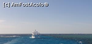 [P57] Imagine cu sirul de vaporase din croaziera cu plecare din Sharm. » foto by Lisa
 - 
<span class="allrVoted glyphicon glyphicon-heart hidden" id="av1281713"></span>
<a class="m-l-10 hidden" id="sv1281713" onclick="voting_Foto_DelVot(,1281713,27357)" role="button">șterge vot <span class="glyphicon glyphicon-remove"></span></a>
<a id="v91281713" class=" c-red"  onclick="voting_Foto_SetVot(1281713)" role="button"><span class="glyphicon glyphicon-heart-empty"></span> <b>LIKE</b> = Votează poza</a> <img class="hidden"  id="f1281713W9" src="/imagini/loader.gif" border="0" /><span class="AjErrMes hidden" id="e1281713ErM"></span>