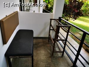 [P20] Veranda din fața camerei » foto by cata2106
 - 
<span class="allrVoted glyphicon glyphicon-heart hidden" id="av1286329"></span>
<a class="m-l-10 hidden" id="sv1286329" onclick="voting_Foto_DelVot(,1286329,27390)" role="button">șterge vot <span class="glyphicon glyphicon-remove"></span></a>
<a id="v91286329" class=" c-red"  onclick="voting_Foto_SetVot(1286329)" role="button"><span class="glyphicon glyphicon-heart-empty"></span> <b>LIKE</b> = Votează poza</a> <img class="hidden"  id="f1286329W9" src="/imagini/loader.gif" border="0" /><span class="AjErrMes hidden" id="e1286329ErM"></span>