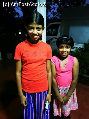 [P05] Fetele familiei care ne-au primit » foto by cata2106
 - 
<span class="allrVoted glyphicon glyphicon-heart hidden" id="av1294408"></span>
<a class="m-l-10 hidden" id="sv1294408" onclick="voting_Foto_DelVot(,1294408,27442)" role="button">șterge vot <span class="glyphicon glyphicon-remove"></span></a>
<a id="v91294408" class=" c-red"  onclick="voting_Foto_SetVot(1294408)" role="button"><span class="glyphicon glyphicon-heart-empty"></span> <b>LIKE</b> = Votează poza</a> <img class="hidden"  id="f1294408W9" src="/imagini/loader.gif" border="0" /><span class="AjErrMes hidden" id="e1294408ErM"></span>