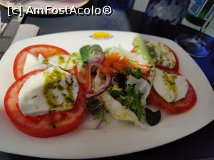 [P07] Un fel de salată Caprese » foto by crismis
 - 
<span class="allrVoted glyphicon glyphicon-heart hidden" id="av1375721"></span>
<a class="m-l-10 hidden" id="sv1375721" onclick="voting_Foto_DelVot(,1375721,27457)" role="button">șterge vot <span class="glyphicon glyphicon-remove"></span></a>
<a id="v91375721" class=" c-red"  onclick="voting_Foto_SetVot(1375721)" role="button"><span class="glyphicon glyphicon-heart-empty"></span> <b>LIKE</b> = Votează poza</a> <img class="hidden"  id="f1375721W9" src="/imagini/loader.gif" border="0" /><span class="AjErrMes hidden" id="e1375721ErM"></span>