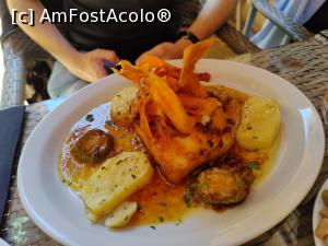 [P20] Restaurant Celler Ca'n Costa; piept de pui cu legume în sos ușor usturoiat » foto by crismis
 - 
<span class="allrVoted glyphicon glyphicon-heart hidden" id="av1382773"></span>
<a class="m-l-10 hidden" id="sv1382773" onclick="voting_Foto_DelVot(,1382773,27457)" role="button">șterge vot <span class="glyphicon glyphicon-remove"></span></a>
<a id="v91382773" class=" c-red"  onclick="voting_Foto_SetVot(1382773)" role="button"><span class="glyphicon glyphicon-heart-empty"></span> <b>LIKE</b> = Votează poza</a> <img class="hidden"  id="f1382773W9" src="/imagini/loader.gif" border="0" /><span class="AjErrMes hidden" id="e1382773ErM"></span>