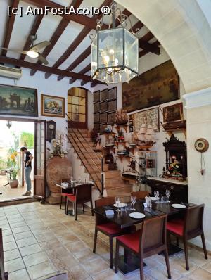 [P09] Restaurant Celler Ca'n Costa; interior » foto by crismis
 - 
<span class="allrVoted glyphicon glyphicon-heart hidden" id="av1382762"></span>
<a class="m-l-10 hidden" id="sv1382762" onclick="voting_Foto_DelVot(,1382762,27457)" role="button">șterge vot <span class="glyphicon glyphicon-remove"></span></a>
<a id="v91382762" class=" c-red"  onclick="voting_Foto_SetVot(1382762)" role="button"><span class="glyphicon glyphicon-heart-empty"></span> <b>LIKE</b> = Votează poza</a> <img class="hidden"  id="f1382762W9" src="/imagini/loader.gif" border="0" /><span class="AjErrMes hidden" id="e1382762ErM"></span>