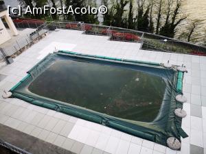 [P02] Piscina văzută de pe șoseaua de deasupra complexului. » foto by crismis
 - 
<span class="allrVoted glyphicon glyphicon-heart hidden" id="av1299402"></span>
<a class="m-l-10 hidden" id="sv1299402" onclick="voting_Foto_DelVot(,1299402,27485)" role="button">șterge vot <span class="glyphicon glyphicon-remove"></span></a>
<a id="v91299402" class=" c-red"  onclick="voting_Foto_SetVot(1299402)" role="button"><span class="glyphicon glyphicon-heart-empty"></span> <b>LIKE</b> = Votează poza</a> <img class="hidden"  id="f1299402W9" src="/imagini/loader.gif" border="0" /><span class="AjErrMes hidden" id="e1299402ErM"></span>