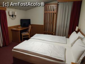[P20] Hotel Intermonti4*, Livigno, Camera mea numărul 247 » foto by Dana2008
 - 
<span class="allrVoted glyphicon glyphicon-heart hidden" id="av1303786"></span>
<a class="m-l-10 hidden" id="sv1303786" onclick="voting_Foto_DelVot(,1303786,27522)" role="button">șterge vot <span class="glyphicon glyphicon-remove"></span></a>
<a id="v91303786" class=" c-red"  onclick="voting_Foto_SetVot(1303786)" role="button"><span class="glyphicon glyphicon-heart-empty"></span> <b>LIKE</b> = Votează poza</a> <img class="hidden"  id="f1303786W9" src="/imagini/loader.gif" border="0" /><span class="AjErrMes hidden" id="e1303786ErM"></span>