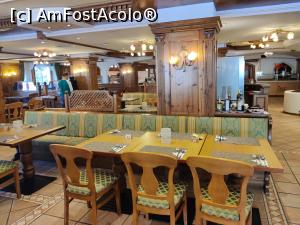 [P11] Restaurant Hotel Intermonti 4*, din Livigno » foto by Dana2008
 - 
<span class="allrVoted glyphicon glyphicon-heart hidden" id="av1307340"></span>
<a class="m-l-10 hidden" id="sv1307340" onclick="voting_Foto_DelVot(,1307340,27542)" role="button">șterge vot <span class="glyphicon glyphicon-remove"></span></a>
<a id="v91307340" class=" c-red"  onclick="voting_Foto_SetVot(1307340)" role="button"><span class="glyphicon glyphicon-heart-empty"></span> <b>LIKE</b> = Votează poza</a> <img class="hidden"  id="f1307340W9" src="/imagini/loader.gif" border="0" /><span class="AjErrMes hidden" id="e1307340ErM"></span>