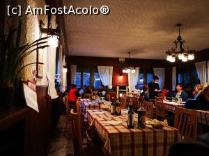[P03] Ristorante Il Crottone » foto by crismis
 - 
<span class="allrVoted glyphicon glyphicon-heart hidden" id="av1309313"></span>
<a class="m-l-10 hidden" id="sv1309313" onclick="voting_Foto_DelVot(,1309313,27565)" role="button">șterge vot <span class="glyphicon glyphicon-remove"></span></a>
<a id="v91309313" class=" c-red"  onclick="voting_Foto_SetVot(1309313)" role="button"><span class="glyphicon glyphicon-heart-empty"></span> <b>LIKE</b> = Votează poza</a> <img class="hidden"  id="f1309313W9" src="/imagini/loader.gif" border="0" /><span class="AjErrMes hidden" id="e1309313ErM"></span>