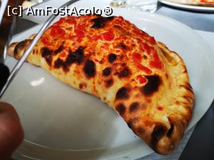 [P74] Pizzeria Bar Derby, pizza bună (calzzone, de fapt) » foto by crismis
 - 
<span class="allrVoted glyphicon glyphicon-heart hidden" id="av1309384"></span>
<a class="m-l-10 hidden" id="sv1309384" onclick="voting_Foto_DelVot(,1309384,27565)" role="button">șterge vot <span class="glyphicon glyphicon-remove"></span></a>
<a id="v91309384" class=" c-red"  onclick="voting_Foto_SetVot(1309384)" role="button"><span class="glyphicon glyphicon-heart-empty"></span> <b>LIKE</b> = Votează poza</a> <img class="hidden"  id="f1309384W9" src="/imagini/loader.gif" border="0" /><span class="AjErrMes hidden" id="e1309384ErM"></span>