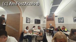 [P06] L’Antica Pizzeria da Michele » foto by robert
 - 
<span class="allrVoted glyphicon glyphicon-heart hidden" id="av1532373"></span>
<a class="m-l-10 hidden" id="sv1532373" onclick="voting_Foto_DelVot(,1532373,27607)" role="button">șterge vot <span class="glyphicon glyphicon-remove"></span></a>
<a id="v91532373" class=" c-red"  onclick="voting_Foto_SetVot(1532373)" role="button"><span class="glyphicon glyphicon-heart-empty"></span> <b>LIKE</b> = Votează poza</a> <img class="hidden"  id="f1532373W9" src="/imagini/loader.gif" border="0" /><span class="AjErrMes hidden" id="e1532373ErM"></span>