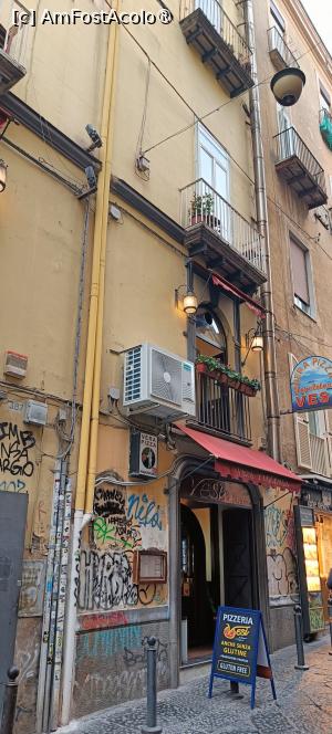 [P01] Intrare în local - Antica Pizzeria Vesi. » foto by tata123 🔱
 - 
<span class="allrVoted glyphicon glyphicon-heart hidden" id="av1529524"></span>
<a class="m-l-10 hidden" id="sv1529524" onclick="voting_Foto_DelVot(,1529524,27607)" role="button">șterge vot <span class="glyphicon glyphicon-remove"></span></a>
<a id="v91529524" class=" c-red"  onclick="voting_Foto_SetVot(1529524)" role="button"><span class="glyphicon glyphicon-heart-empty"></span> <b>LIKE</b> = Votează poza</a> <img class="hidden"  id="f1529524W9" src="/imagini/loader.gif" border="0" /><span class="AjErrMes hidden" id="e1529524ErM"></span>