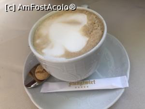 [P10] Stanglwirt - un cappuccino cu nelipsitul biscuite » foto by mishu
 - 
<span class="allrVoted glyphicon glyphicon-heart hidden" id="av1316730"></span>
<a class="m-l-10 hidden" id="sv1316730" onclick="voting_Foto_DelVot(,1316730,27631)" role="button">șterge vot <span class="glyphicon glyphicon-remove"></span></a>
<a id="v91316730" class=" c-red"  onclick="voting_Foto_SetVot(1316730)" role="button"><span class="glyphicon glyphicon-heart-empty"></span> <b>LIKE</b> = Votează poza</a> <img class="hidden"  id="f1316730W9" src="/imagini/loader.gif" border="0" /><span class="AjErrMes hidden" id="e1316730ErM"></span>