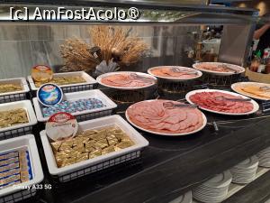 [P51] Voya Beach Resort - prin restaurant » foto by nicole33
 - 
<span class="allrVoted glyphicon glyphicon-heart hidden" id="av1520479"></span>
<a class="m-l-10 hidden" id="sv1520479" onclick="voting_Foto_DelVot(,1520479,27649)" role="button">șterge vot <span class="glyphicon glyphicon-remove"></span></a>
<a id="v91520479" class=" c-red"  onclick="voting_Foto_SetVot(1520479)" role="button"><span class="glyphicon glyphicon-heart-empty"></span> <b>LIKE</b> = Votează poza</a> <img class="hidden"  id="f1520479W9" src="/imagini/loader.gif" border="0" /><span class="AjErrMes hidden" id="e1520479ErM"></span>