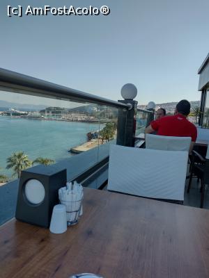 [P33] Terasa restaurantului de pe acoperis » foto by michaela_1961
 - 
<span class="allrVoted glyphicon glyphicon-heart hidden" id="av1318724"></span>
<a class="m-l-10 hidden" id="sv1318724" onclick="voting_Foto_DelVot(,1318724,27652)" role="button">șterge vot <span class="glyphicon glyphicon-remove"></span></a>
<a id="v91318724" class=" c-red"  onclick="voting_Foto_SetVot(1318724)" role="button"><span class="glyphicon glyphicon-heart-empty"></span> <b>LIKE</b> = Votează poza</a> <img class="hidden"  id="f1318724W9" src="/imagini/loader.gif" border="0" /><span class="AjErrMes hidden" id="e1318724ErM"></span>