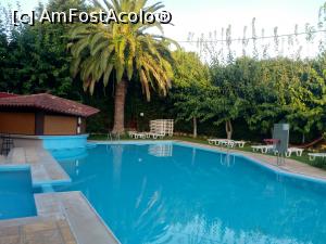 [P24] Hotel Pantheon - piscina » foto by calator2000
 - 
<span class="allrVoted glyphicon glyphicon-heart hidden" id="av1327802"></span>
<a class="m-l-10 hidden" id="sv1327802" onclick="voting_Foto_DelVot(,1327802,27727)" role="button">șterge vot <span class="glyphicon glyphicon-remove"></span></a>
<a id="v91327802" class=" c-red"  onclick="voting_Foto_SetVot(1327802)" role="button"><span class="glyphicon glyphicon-heart-empty"></span> <b>LIKE</b> = Votează poza</a> <img class="hidden"  id="f1327802W9" src="/imagini/loader.gif" border="0" /><span class="AjErrMes hidden" id="e1327802ErM"></span>