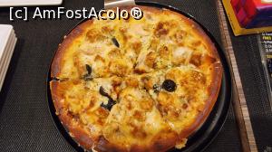 [P14] pizza delicioasă » foto by robert
 - 
<span class="allrVoted glyphicon glyphicon-heart hidden" id="av1330301"></span>
<a class="m-l-10 hidden" id="sv1330301" onclick="voting_Foto_DelVot(,1330301,27737)" role="button">șterge vot <span class="glyphicon glyphicon-remove"></span></a>
<a id="v91330301" class=" c-red"  onclick="voting_Foto_SetVot(1330301)" role="button"><span class="glyphicon glyphicon-heart-empty"></span> <b>LIKE</b> = Votează poza</a> <img class="hidden"  id="f1330301W9" src="/imagini/loader.gif" border="0" /><span class="AjErrMes hidden" id="e1330301ErM"></span>