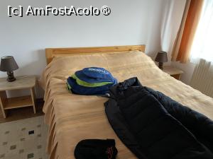 [P28] Pensiunea Melania Chiojdu - camera mea » foto by nicole33
 - 
<span class="allrVoted glyphicon glyphicon-heart hidden" id="av1511493"></span>
<a class="m-l-10 hidden" id="sv1511493" onclick="voting_Foto_DelVot(,1511493,27780)" role="button">șterge vot <span class="glyphicon glyphicon-remove"></span></a>
<a id="v91511493" class=" c-red"  onclick="voting_Foto_SetVot(1511493)" role="button"><span class="glyphicon glyphicon-heart-empty"></span> <b>LIKE</b> = Votează poza</a> <img class="hidden"  id="f1511493W9" src="/imagini/loader.gif" border="0" /><span class="AjErrMes hidden" id="e1511493ErM"></span>