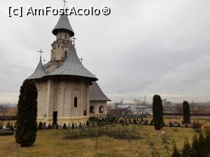 [P31] Biserica » foto by adso
 - 
<span class="allrVoted glyphicon glyphicon-heart hidden" id="av1338300"></span>
<a class="m-l-10 hidden" id="sv1338300" onclick="voting_Foto_DelVot(,1338300,27797)" role="button">șterge vot <span class="glyphicon glyphicon-remove"></span></a>
<a id="v91338300" class=" c-red"  onclick="voting_Foto_SetVot(1338300)" role="button"><span class="glyphicon glyphicon-heart-empty"></span> <b>LIKE</b> = Votează poza</a> <img class="hidden"  id="f1338300W9" src="/imagini/loader.gif" border="0" /><span class="AjErrMes hidden" id="e1338300ErM"></span>