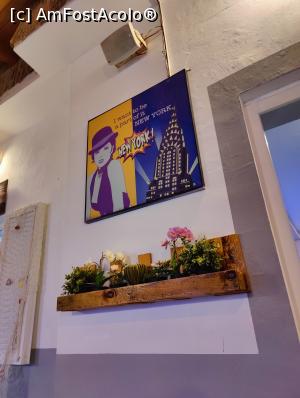 [P26] Restoran Zeus; decor » foto by crismis
 - 
<span class="allrVoted glyphicon glyphicon-heart hidden" id="av1339366"></span>
<a class="m-l-10 hidden" id="sv1339366" onclick="voting_Foto_DelVot(,1339366,27801)" role="button">șterge vot <span class="glyphicon glyphicon-remove"></span></a>
<a id="v91339366" class=" c-red"  onclick="voting_Foto_SetVot(1339366)" role="button"><span class="glyphicon glyphicon-heart-empty"></span> <b>LIKE</b> = Votează poza</a> <img class="hidden"  id="f1339366W9" src="/imagini/loader.gif" border="0" /><span class="AjErrMes hidden" id="e1339366ErM"></span>