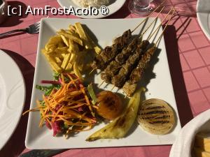 [P14] Hal Tur Restaurant Pamukkale - frigăruile de miel delicioase » foto by nicole33
 - 
<span class="allrVoted glyphicon glyphicon-heart hidden" id="av1436332"></span>
<a class="m-l-10 hidden" id="sv1436332" onclick="voting_Foto_DelVot(,1436332,27838)" role="button">șterge vot <span class="glyphicon glyphicon-remove"></span></a>
<a id="v91436332" class=" c-red"  onclick="voting_Foto_SetVot(1436332)" role="button"><span class="glyphicon glyphicon-heart-empty"></span> <b>LIKE</b> = Votează poza</a> <img class="hidden"  id="f1436332W9" src="/imagini/loader.gif" border="0" /><span class="AjErrMes hidden" id="e1436332ErM"></span>