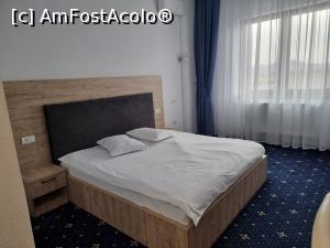 [P09] Camera dubla cu pat matrimonial - Hotel Anasteja » foto by silvia tudoran
 - 
<span class="allrVoted glyphicon glyphicon-heart hidden" id="av1344341"></span>
<a class="m-l-10 hidden" id="sv1344341" onclick="voting_Foto_DelVot(,1344341,27842)" role="button">șterge vot <span class="glyphicon glyphicon-remove"></span></a>
<a id="v91344341" class=" c-red"  onclick="voting_Foto_SetVot(1344341)" role="button"><span class="glyphicon glyphicon-heart-empty"></span> <b>LIKE</b> = Votează poza</a> <img class="hidden"  id="f1344341W9" src="/imagini/loader.gif" border="0" /><span class="AjErrMes hidden" id="e1344341ErM"></span>