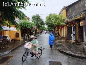 [P22] Băștinașă cu bicicleta » foto by Marius 72
 - 
<span class="allrVoted glyphicon glyphicon-heart hidden" id="av1346728"></span>
<a class="m-l-10 hidden" id="sv1346728" onclick="voting_Foto_DelVot(,1346728,27864)" role="button">șterge vot <span class="glyphicon glyphicon-remove"></span></a>
<a id="v91346728" class=" c-red"  onclick="voting_Foto_SetVot(1346728)" role="button"><span class="glyphicon glyphicon-heart-empty"></span> <b>LIKE</b> = Votează poza</a> <img class="hidden"  id="f1346728W9" src="/imagini/loader.gif" border="0" /><span class="AjErrMes hidden" id="e1346728ErM"></span>