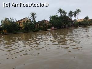 [P02] Proprietăți de oameni cu stare pe malul râuluiThu Bon în Hoi An » foto by Marius 72
 - 
<span class="allrVoted glyphicon glyphicon-heart hidden" id="av1355732"></span>
<a class="m-l-10 hidden" id="sv1355732" onclick="voting_Foto_DelVot(,1355732,27864)" role="button">șterge vot <span class="glyphicon glyphicon-remove"></span></a>
<a id="v91355732" class=" c-red"  onclick="voting_Foto_SetVot(1355732)" role="button"><span class="glyphicon glyphicon-heart-empty"></span> <b>LIKE</b> = Votează poza</a> <img class="hidden"  id="f1355732W9" src="/imagini/loader.gif" border="0" /><span class="AjErrMes hidden" id="e1355732ErM"></span>