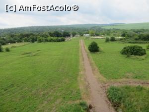 [P16] Pe această alee se ajunge la structura metalică de peturnul nr. 17; în fundal vestiigiile arheologice descoperite până acum - Abritus.  » foto by tata123 🔱
 - 
<span class="allrVoted glyphicon glyphicon-heart hidden" id="av868730"></span>
<a class="m-l-10 hidden" id="sv868730" onclick="voting_Foto_DelVot(,868730,27982)" role="button">șterge vot <span class="glyphicon glyphicon-remove"></span></a>
<a id="v9868730" class=" c-red"  onclick="voting_Foto_SetVot(868730)" role="button"><span class="glyphicon glyphicon-heart-empty"></span> <b>LIKE</b> = Votează poza</a> <img class="hidden"  id="f868730W9" src="/imagini/loader.gif" border="0" /><span class="AjErrMes hidden" id="e868730ErM"></span>