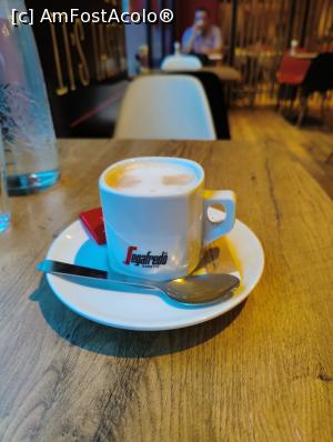 [P21] Ibis Brussels Airport - latte » foto by creivean
 - 
<span class="allrVoted glyphicon glyphicon-heart hidden" id="av1366338"></span>
<a class="m-l-10 hidden" id="sv1366338" onclick="voting_Foto_DelVot(,1366338,28047)" role="button">șterge vot <span class="glyphicon glyphicon-remove"></span></a>
<a id="v91366338" class=" c-red"  onclick="voting_Foto_SetVot(1366338)" role="button"><span class="glyphicon glyphicon-heart-empty"></span> <b>LIKE</b> = Votează poza</a> <img class="hidden"  id="f1366338W9" src="/imagini/loader.gif" border="0" /><span class="AjErrMes hidden" id="e1366338ErM"></span>