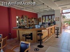 [P06] Cafe-Barul hotelului. » foto by ovidiuyepi
 - 
<span class="allrVoted glyphicon glyphicon-heart hidden" id="av1407704"></span>
<a class="m-l-10 hidden" id="sv1407704" onclick="voting_Foto_DelVot(,1407704,28093)" role="button">șterge vot <span class="glyphicon glyphicon-remove"></span></a>
<a id="v91407704" class=" c-red"  onclick="voting_Foto_SetVot(1407704)" role="button"><span class="glyphicon glyphicon-heart-empty"></span> <b>LIKE</b> = Votează poza</a> <img class="hidden"  id="f1407704W9" src="/imagini/loader.gif" border="0" /><span class="AjErrMes hidden" id="e1407704ErM"></span>