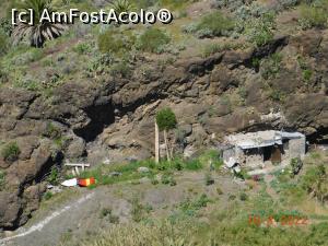 [P32] Pornind pe traseul Barranco de Masca, dai nas în nas cu această casă » foto by irinad
 - 
<span class="allrVoted glyphicon glyphicon-heart hidden" id="av1350025"></span>
<a class="m-l-10 hidden" id="sv1350025" onclick="voting_Foto_DelVot(,1350025,28123)" role="button">șterge vot <span class="glyphicon glyphicon-remove"></span></a>
<a id="v91350025" class=" c-red"  onclick="voting_Foto_SetVot(1350025)" role="button"><span class="glyphicon glyphicon-heart-empty"></span> <b>LIKE</b> = Votează poza</a> <img class="hidden"  id="f1350025W9" src="/imagini/loader.gif" border="0" /><span class="AjErrMes hidden" id="e1350025ErM"></span>